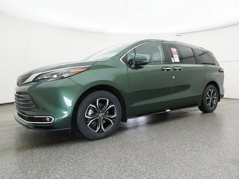 New 2026 Toyota Sienna Platinum image 25