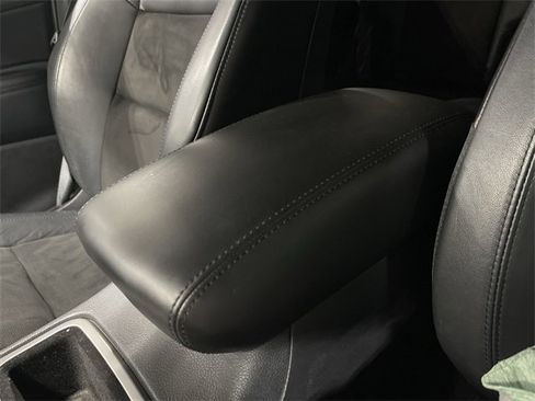 Used 2020 Jeep Grand Cherokee Altitude image 27