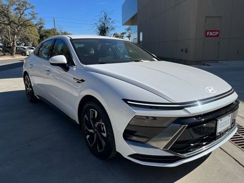 Used 2025 Hyundai Sonata SEL image 6