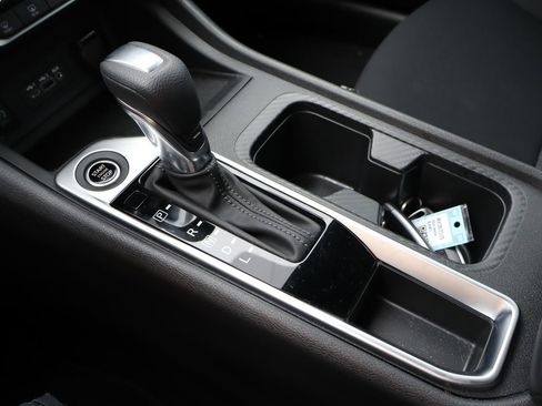 Used 2024 Nissan Sentra SV w/ All-Weather Package FWD image 24