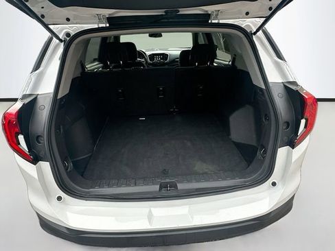 Used 2019 GMC Terrain SLE image 25