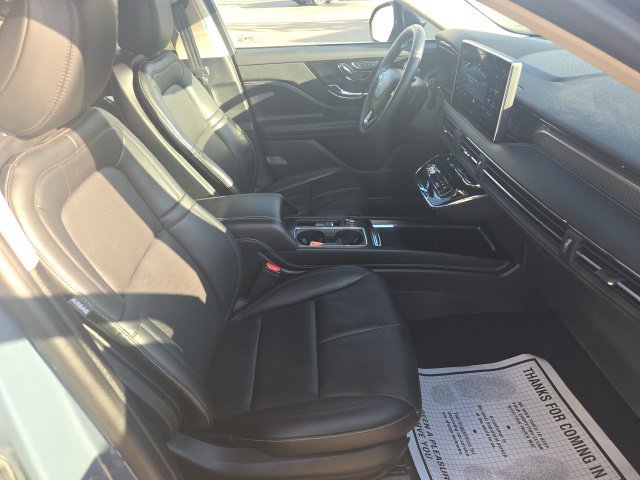 Certified 2023 Lincoln Corsair Reserve w/ Equipment Group 201A AWD/4WD image 19