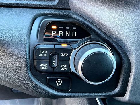 Used 2024 RAM 1500 Big Horn image 31