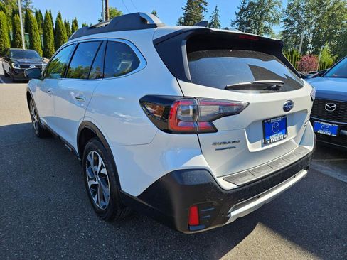 Used 2022 Subaru Outback Touring w/ Popular Package #2 AWD/4WD image 3