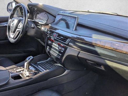 Used 2015 BMW X6 xDrive35i image 20
