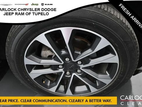 Used 2023 Jeep Grand Cherokee Overland w/ Luxury Tech Group IV AWD/4WD image 47