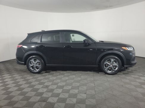 New 2026 Honda HR-V LX image 3