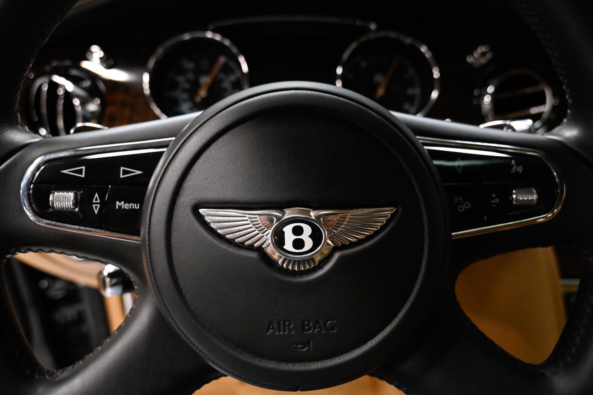 Used 2017 Bentley Mulsanne RWD image 50