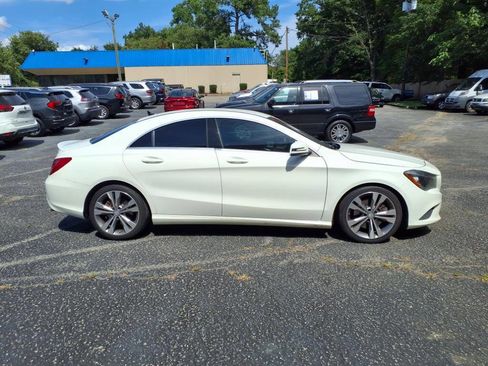 Used 2014 Mercedes-Benz CLA 250 image 2