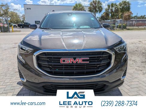 Used 2020 GMC Terrain SLE w/ Driver Convenience Package image 7