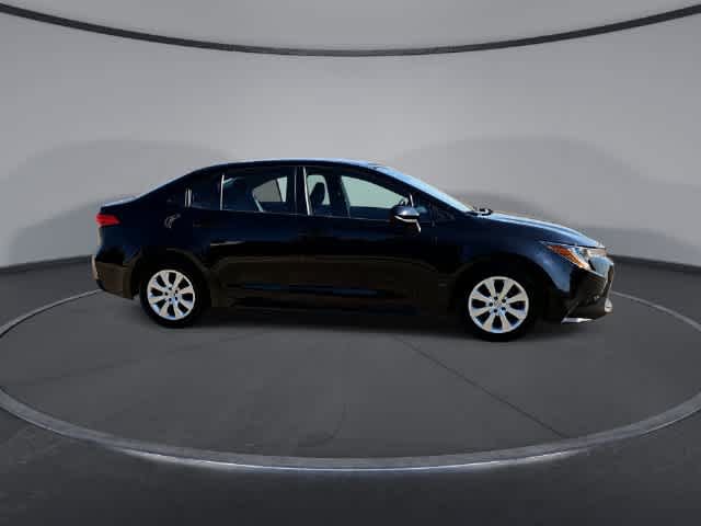 Used 2023 Toyota Corolla LE FWD image 9