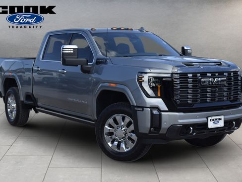 Used 2024 GMC Sierra 2500 Denali Ultimate w/ Max Trailering Package AWD/4WD image 2