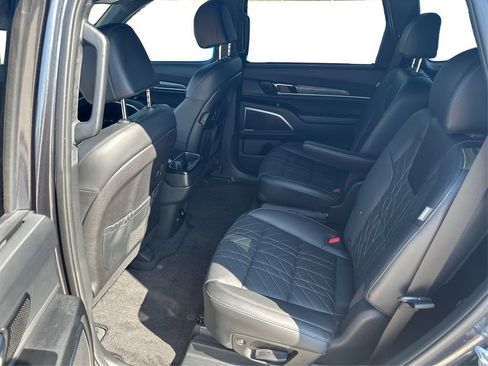 Used 2024 Kia Telluride SX Prestige X-Line image 11