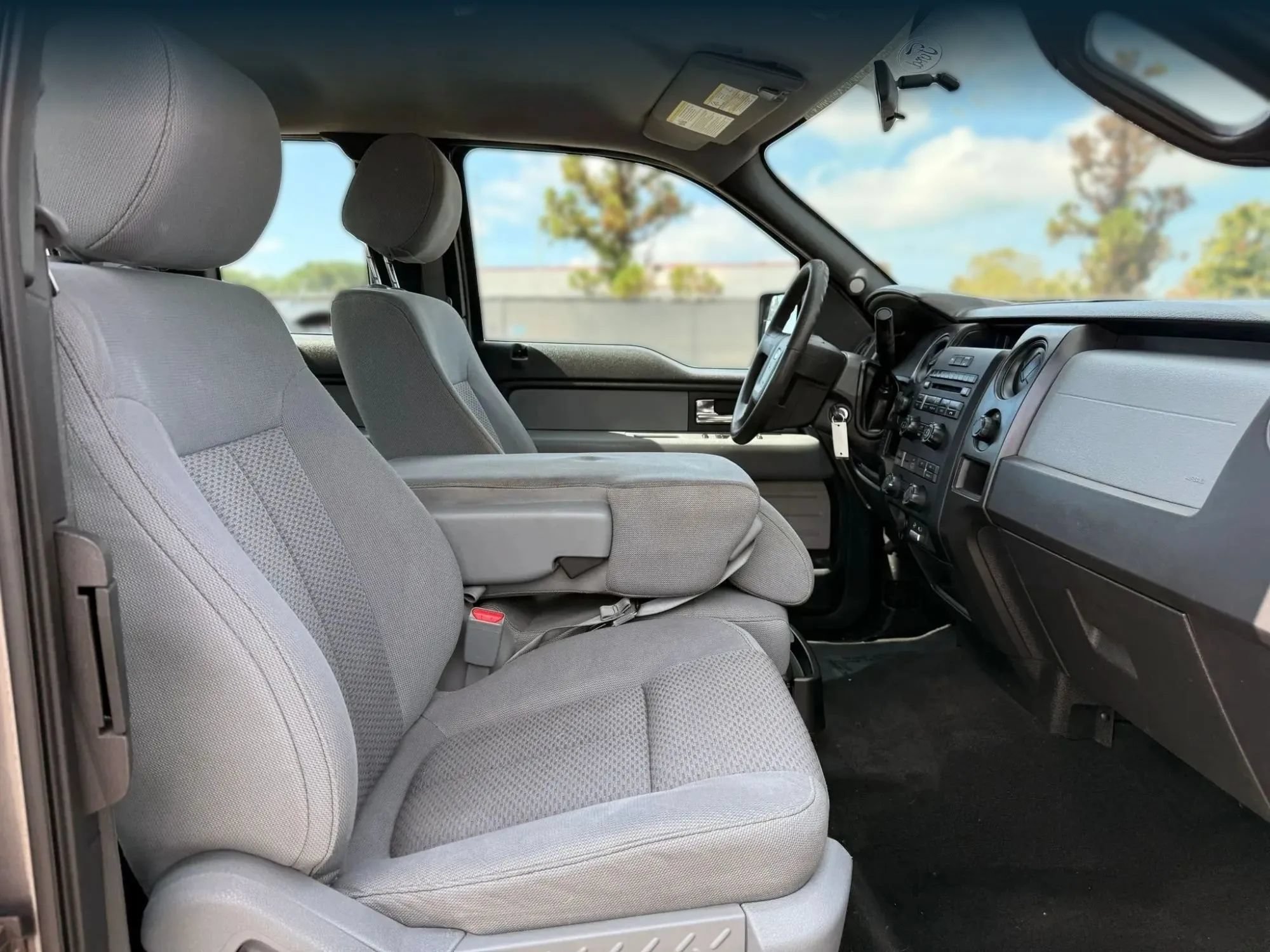 Used 2014 Ford F150 STX w/ Equipment Group 201A Mid AWD/4WD image 18