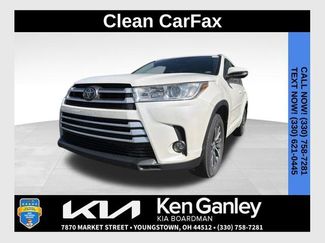 Used 2018 Toyota Highlander XLE AWD/4WD video 1