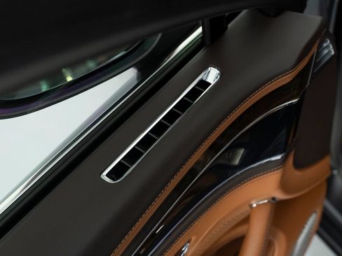 Used 2021 Bentley Flying Spur W12 AWD/4WD image 17