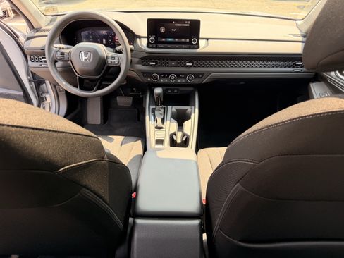 Certified 2024 Honda Accord EX image 15