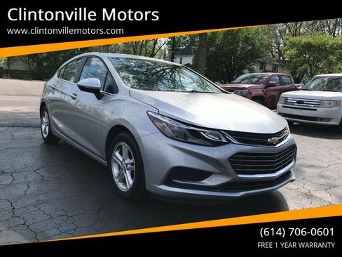 Used 2017 Chevrolet Cruze LT w/ Convenience Package FWD image 1