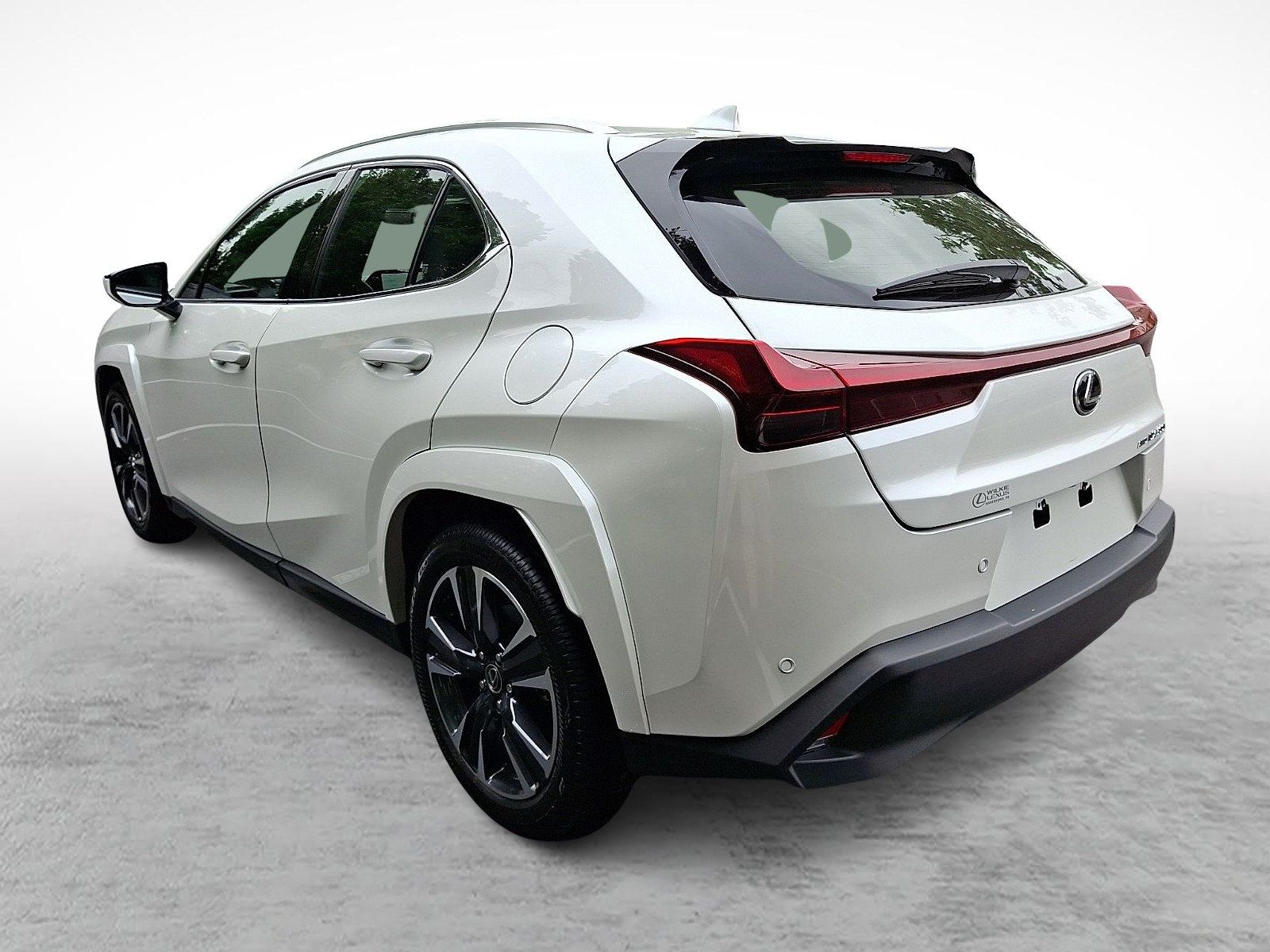 Certified 2025 Lexus UX 300h AWD w/ Accessory Package (Z1) image 4