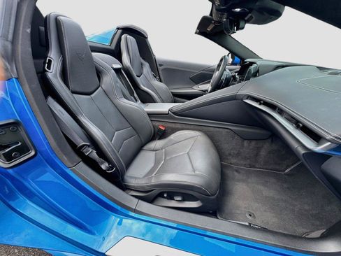 Used 2024 Chevrolet Corvette Stingray Convertible w/ 1LT RWD image 12