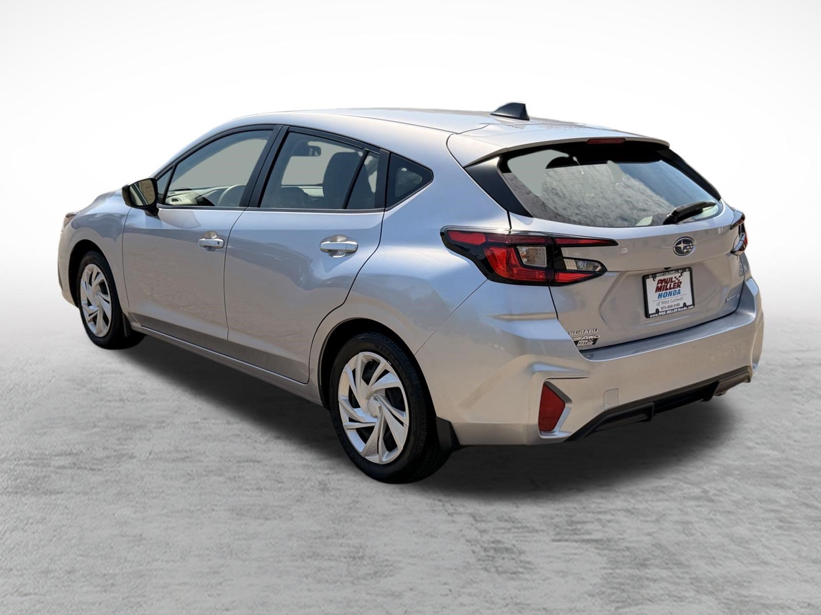 Used 2024 Subaru Impreza 2.0i AWD/4WD image 5