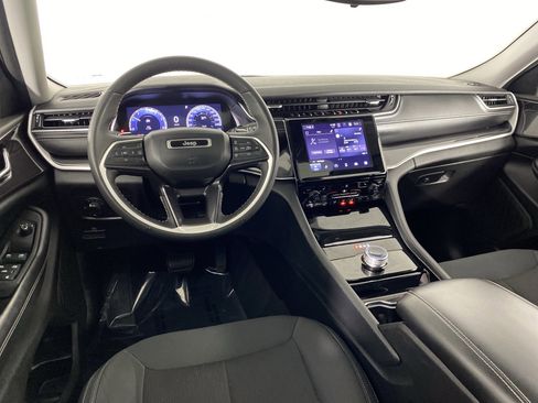 Used 2023 Jeep Grand Cherokee L Laredo w/ Luxury Tech Group I image 19