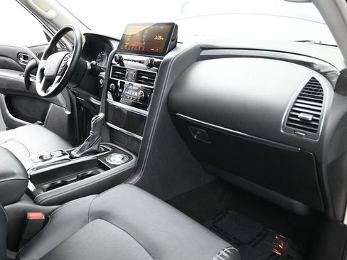 Used 2024 INFINITI QX80 Luxe RWD image 29