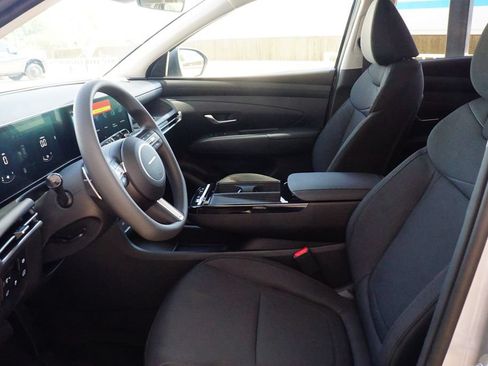 New 2026 Hyundai Tucson SEL FWD image 17