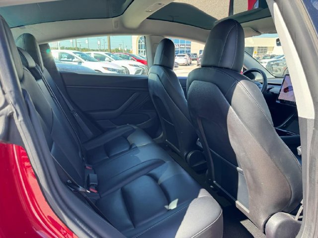 Used 2020 Tesla Model 3 Long Range AWD/4WD image 11