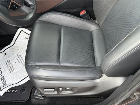 Used 2023 Toyota Crown image 17