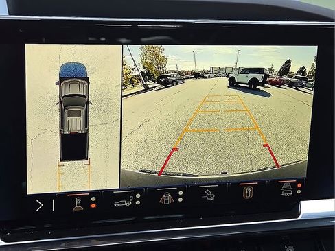 Certified 2024 Chevrolet Silverado 1500 High Country w/ Technology Package image 19