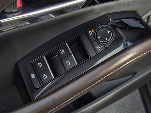 Certified 2025 MAZDA CX-30 AWD 2.5 S w/ Premium Package image 11