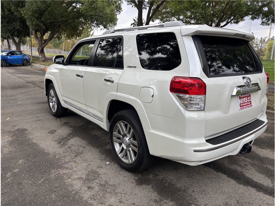 Used 2012 Toyota 4Runner Limited AWD/4WD image 8
