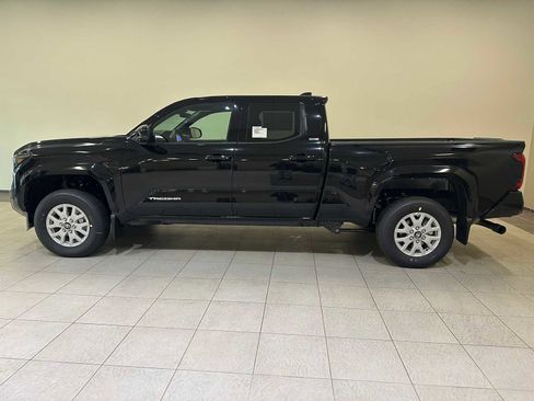 New 2026 Toyota Tacoma SR5 AWD/4WD image 3
