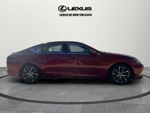 Certified 2025 Lexus ES 350 w/ Premium Package image 9