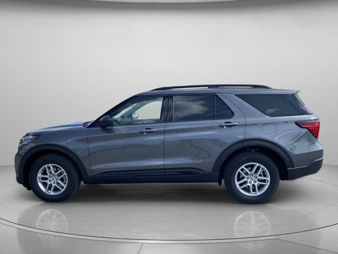 New 2026 Ford Explorer Active image 5