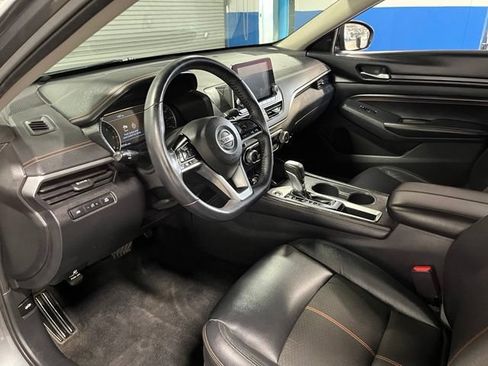 Used 2019 Nissan Altima 2.5 SR w/ SR Premium Package FWD image 22