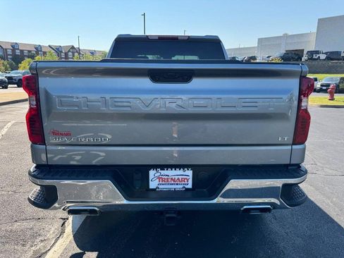 Used 2023 Chevrolet Silverado 1500 LT w/ Z71 Off-Road Package AWD/4WD image 4