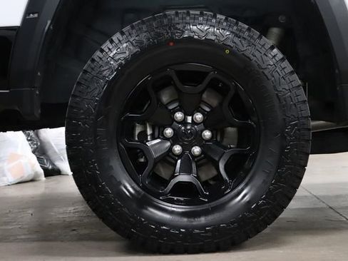 Used 2022 RAM 1500 TRX AWD/4WD image 33