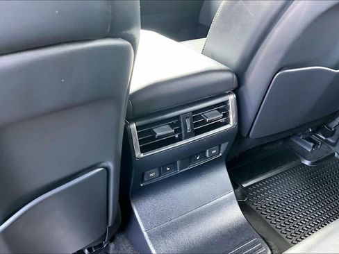 Used 2025 Lexus GX 550 AWD/4WD image 33