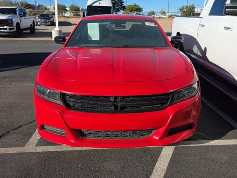 Used 2023 Dodge Charger SXT RWD image 3