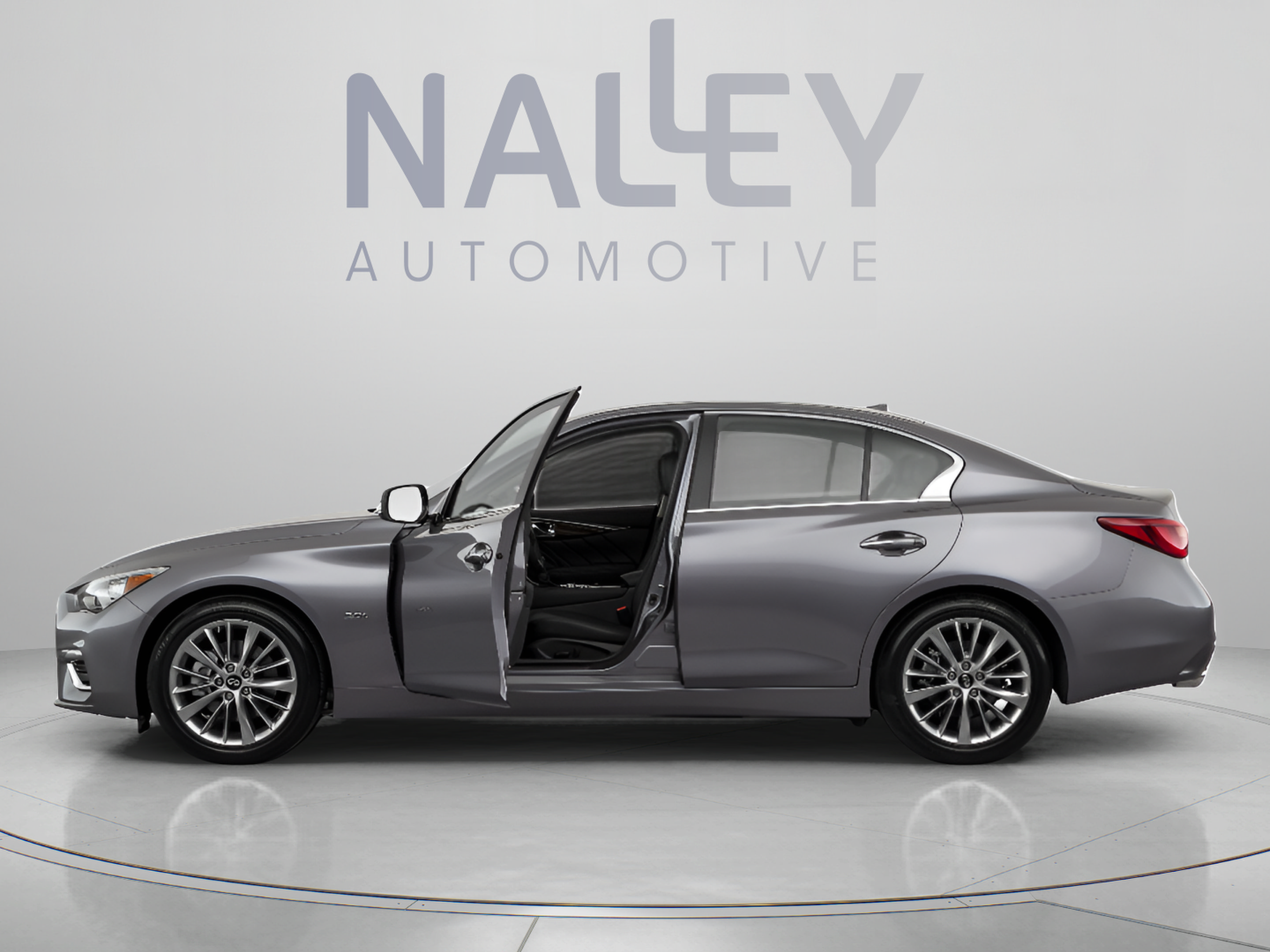 Used 2019 INFINITI Q50 Luxe w/ Essential Package (3.0T Luxe) RWD image 3