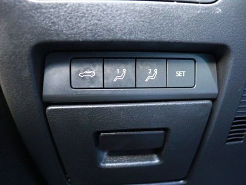 Used 2025 MAZDA MAZDA3 s image 22