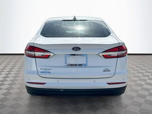 Used 2020 Ford Fusion SE image 6