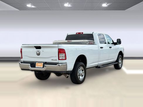 Used 2024 RAM 2500 Tradesman w/ Chrome Appearance Group image 9