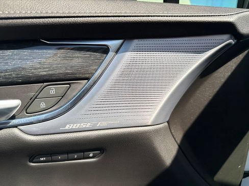 Used 2022 Cadillac XT5 Premium Luxury w/ Technology Package FWD image 16
