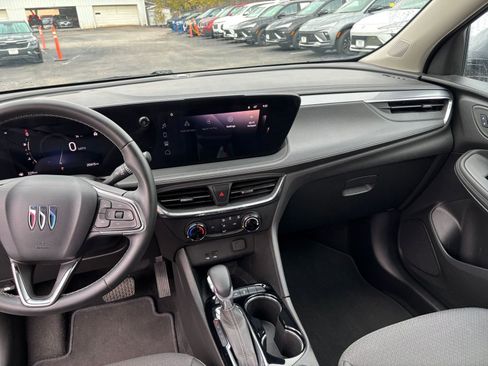 Used 2025 Buick Encore GX Preferred image 29