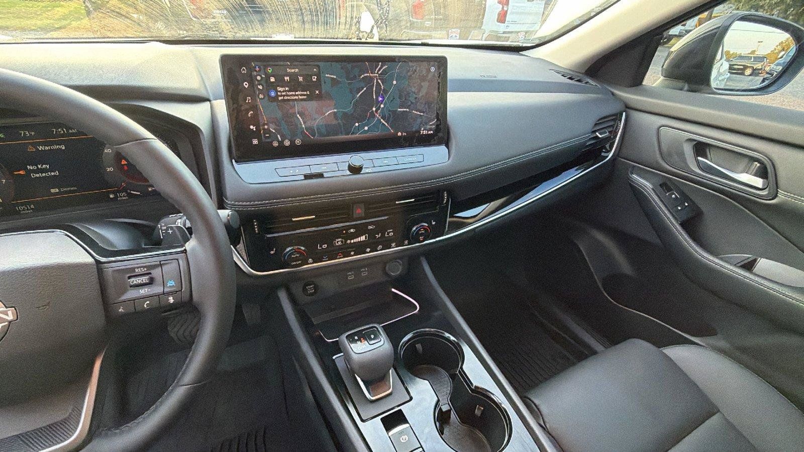 Used 2025 Nissan Rogue SL w/ SL Premium Package FWD image 6