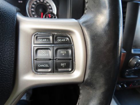 Used 2014 RAM 1500 Laramie w/ Convenience Group image 22