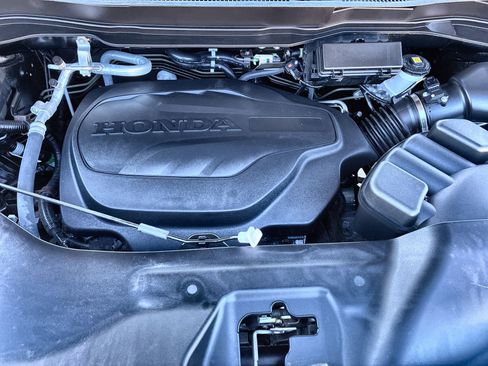 Certified 2025 Honda Ridgeline TrailSport image 15